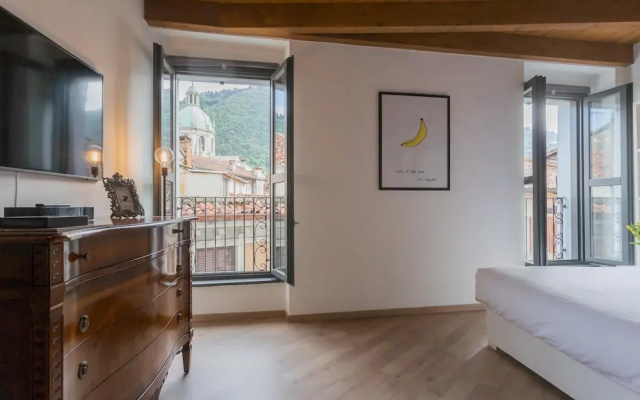 Luini 7 in Como With 2 Bedrooms and 1 Bathrooms