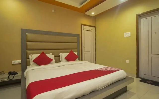 Sudhriti Hotel By OYO Rooms