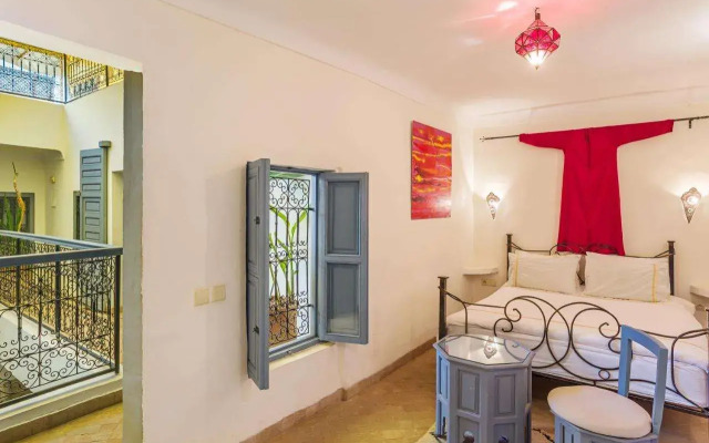 Riad Linda