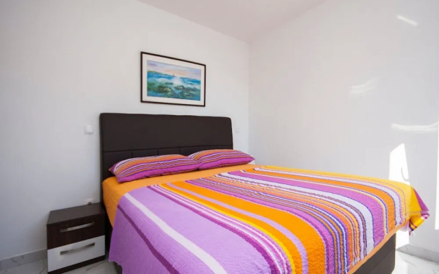 Apartments Happy Holiday