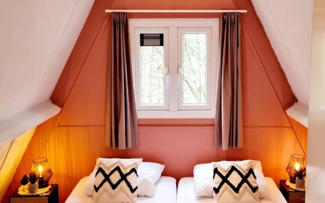 Renovated Ardennes Chalet With Patio