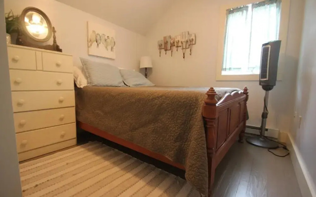3314 Highland Ave. 4 Bedroom Home by RedAwning