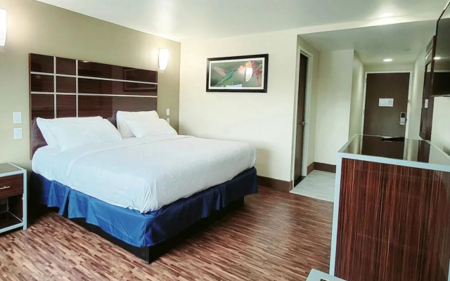 Brooklyn Broadway Hotel