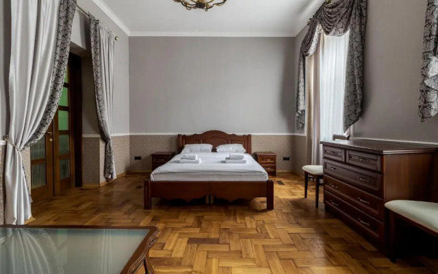 Rynok square apartment