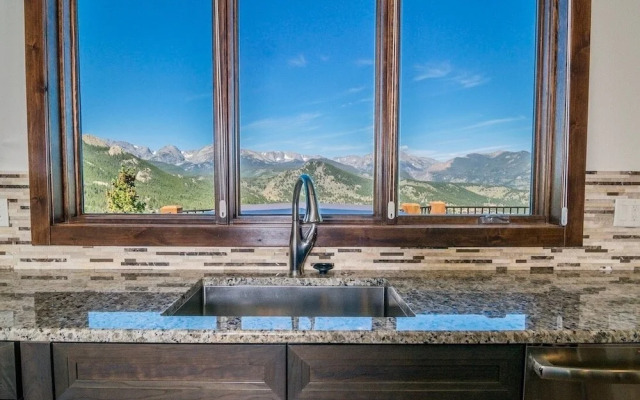 Aerie - 4 Br Home