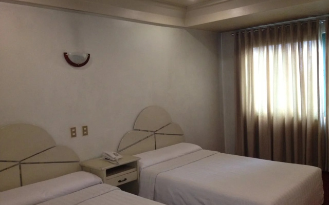 Prince Plaza Hotel