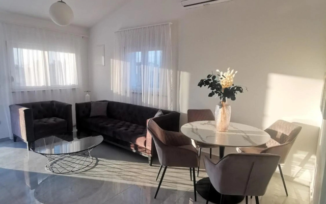 Vrsi Apartments