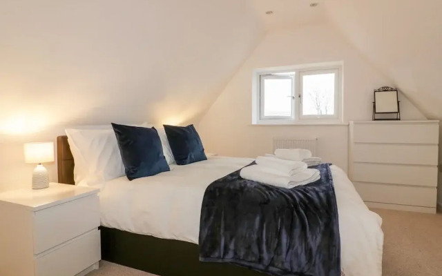Lily Cottage