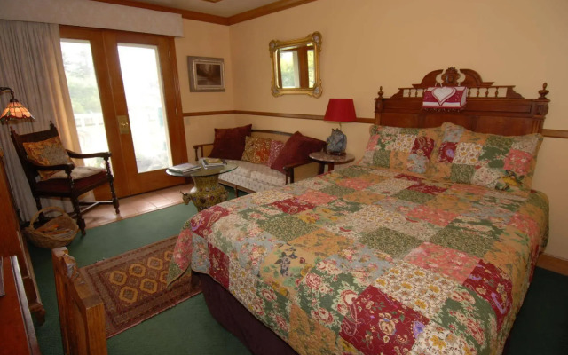 Shelburne Hotel