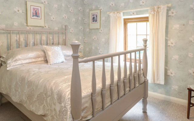 Willow Cottage