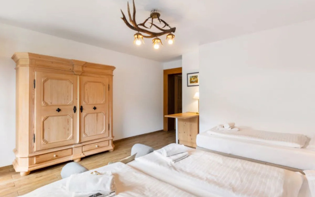 Apartmenthaus Dreier 22597