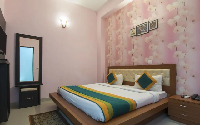 The Mango House by OYO Rooms