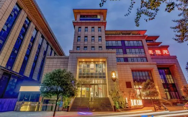 Meicheng Wenlv Hotel (Dengfeng Guanshuyuan)