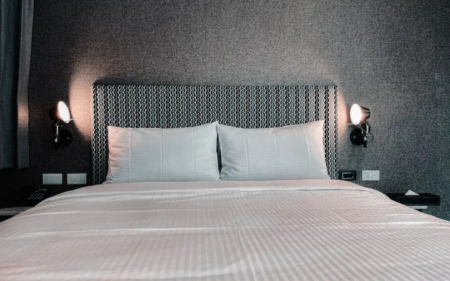 CHECK inn Taichung Ziyou