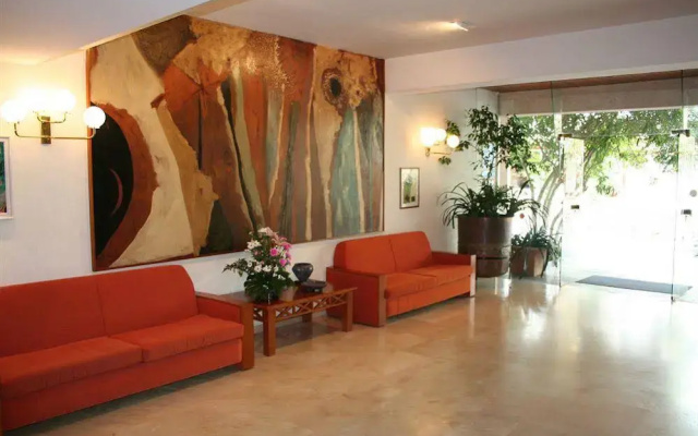 Hotel La Niña