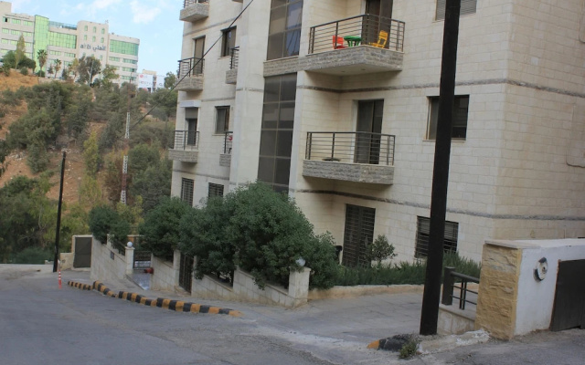 Modern & Hillview Terrace