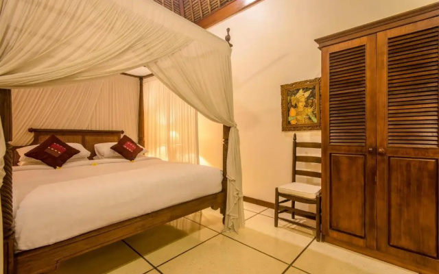 Villa Bugis Kayu Aya Seminyak