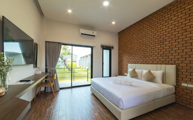 Destino Hotel Surin