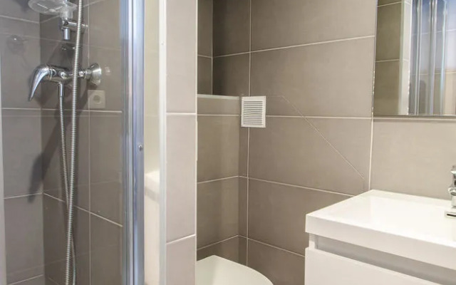 Luxury Apartment in Paris - République