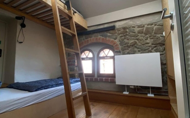 Ferienwohnung mit Kamin & Sauna im Historischen Gewolbe - Best Price!