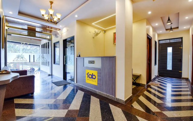 Fabhotel Bungalow 18