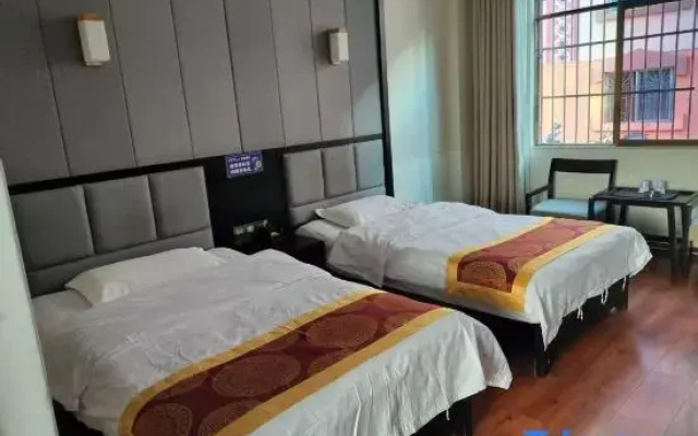 Ximeng Early Spring Yunshang Hotel