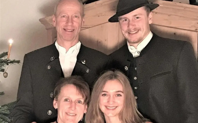große Fewo im Alpen-Landhaus zwischen See, Berg und Bach