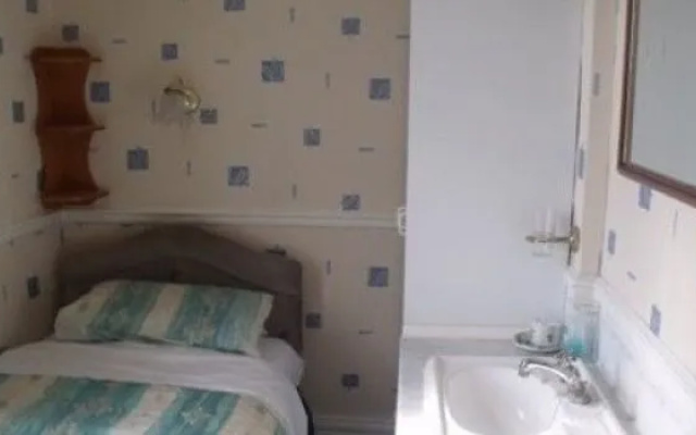 Hillrise Guest House