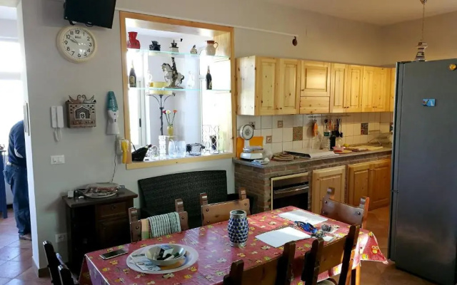 One bedroom appartement with furnished garden at Lercara Friddi