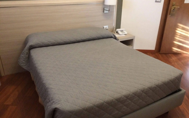 Twelve Hotel