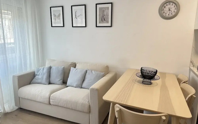 Beach Apartment 4