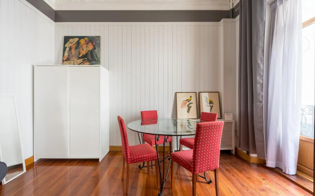 Ayala apartment by People Rentals