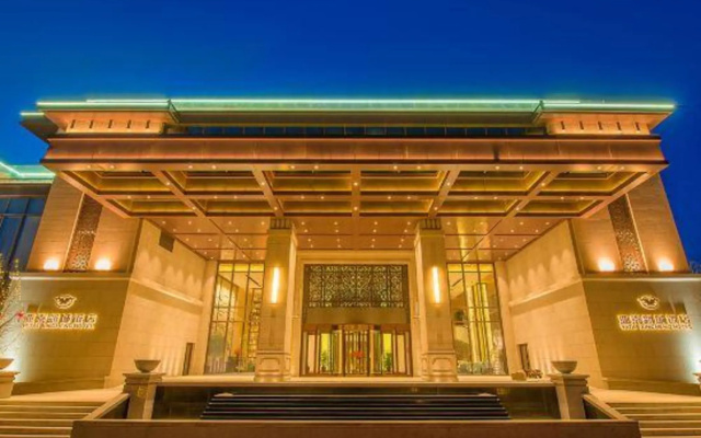 Yatai New City Hot Spring Hotel
