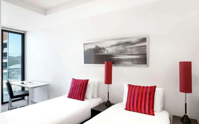 Peppers Gallery Hotel Canberra