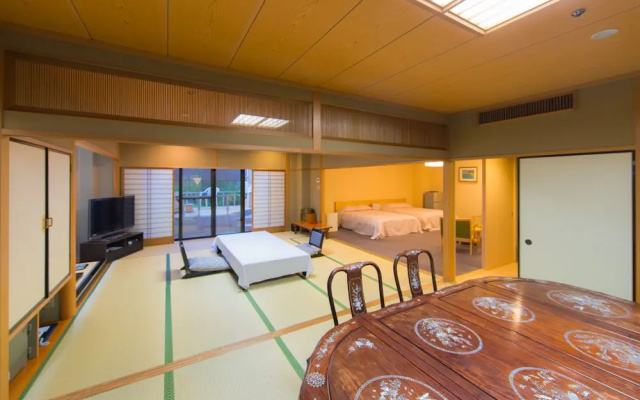 Yuga Onsen Hotel Santoka
