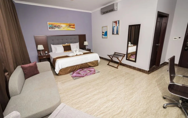 Hotel City Plaza & Suites