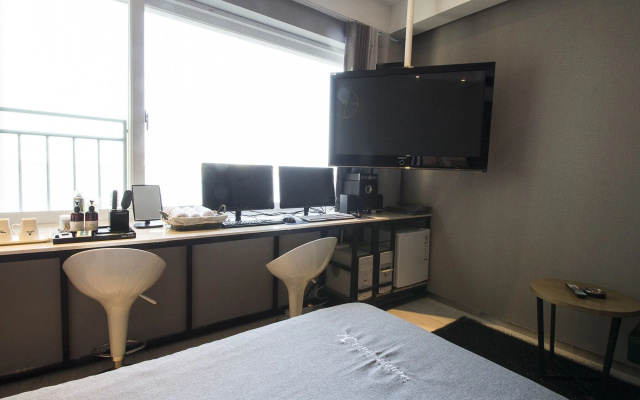 JK Hotel