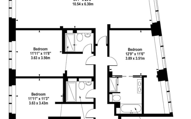 The Eyre Suite Five - Farringdon - by Frankie
