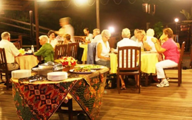 Borneo Tempurung Seaside Lodge