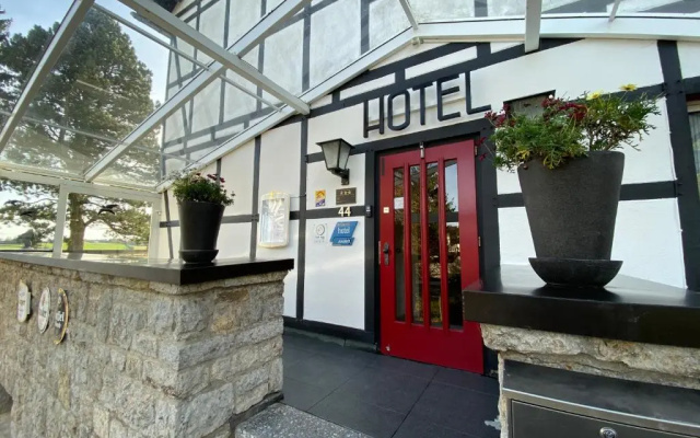 hotelImage