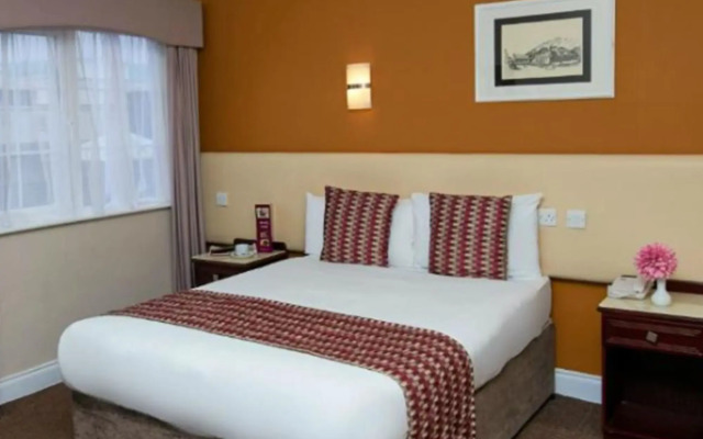 Eviston House Hotel