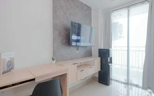 Minimalist Studio At Apartment Lrt City Bekasi