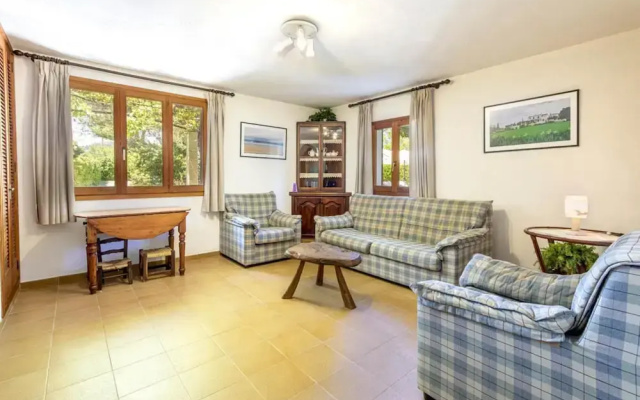 Villa - 2 Bedrooms with Pool and WiFi - 107924