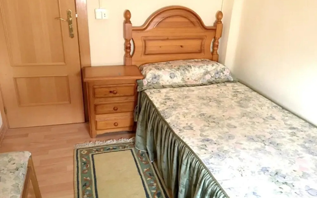 Apartment With 3 Bedrooms in Burgos