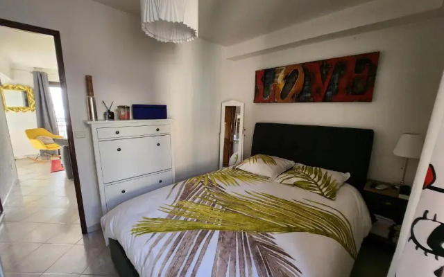 Le Lavandou T2 front de mer