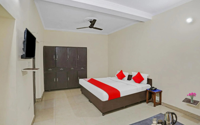 OYO 80647D Hotel Dreamland Residency