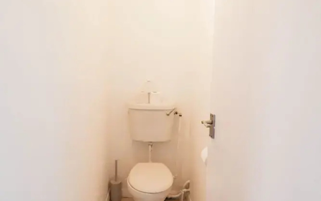 Lovely 3 Bedroom Maisonette
