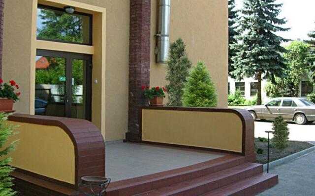 Отель Ami Hotel Польша, Вроцлав - отзывы, цены и фото номеров - забронировать отель Ami Hotel онлайн вид на фасад
