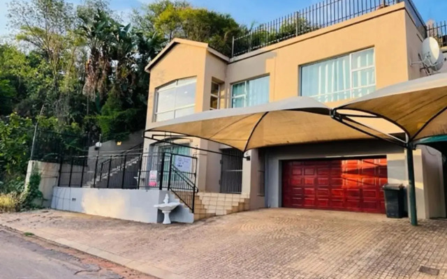 The Yacht House