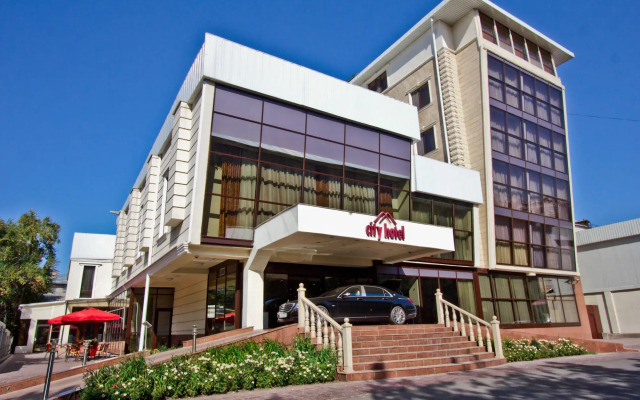 Отель City Bishkek Кыргызстан, Бишкек - отзывы, цены и фото номеров - забронировать отель City Bishkek онлайн вид на фасад